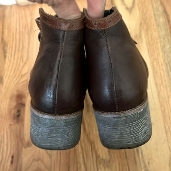 Naot Meditate Brown Leather Studded Ankle Boots size  42 / US 11-11.5 - Picture 5 of 7